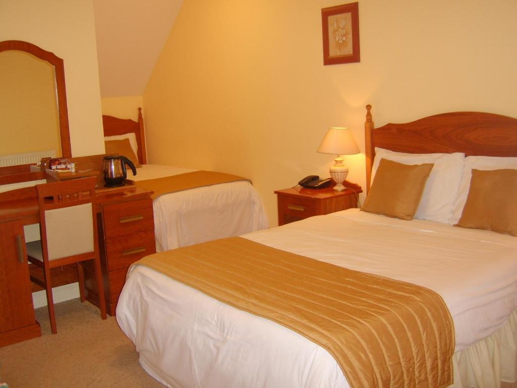 Tudor House Guest House Dungarvan  Bilik gambar